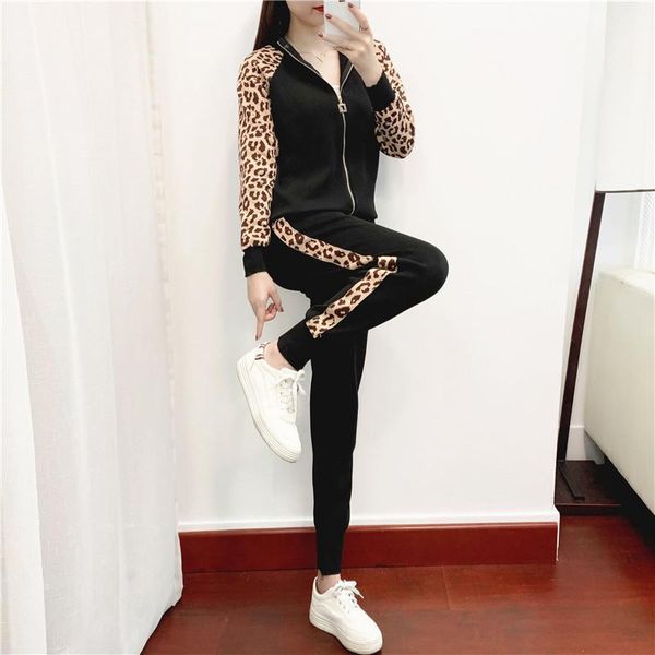 

spring stand collar stitching leopard print long sleeve knitted cardigan two piece suit for women women's pants, White