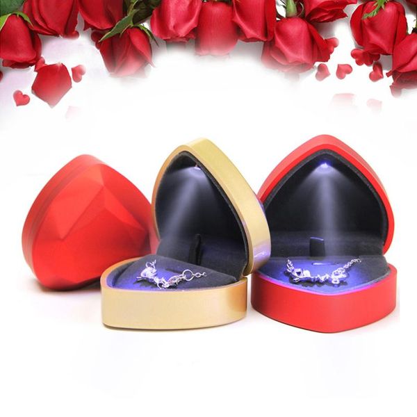 

gift wrap heart shape led light ring holder box proposal wedding band display storagejewelry velvet heart-shaped jewelry