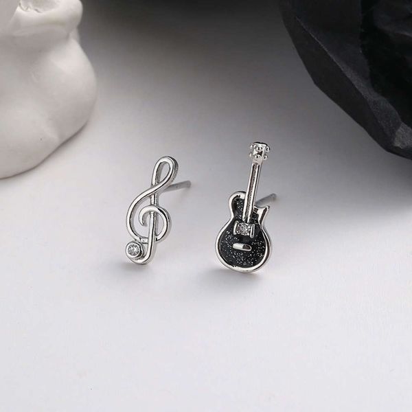 

ning creative lovely guitar notes earrings female black small single asymmetric violin instrument