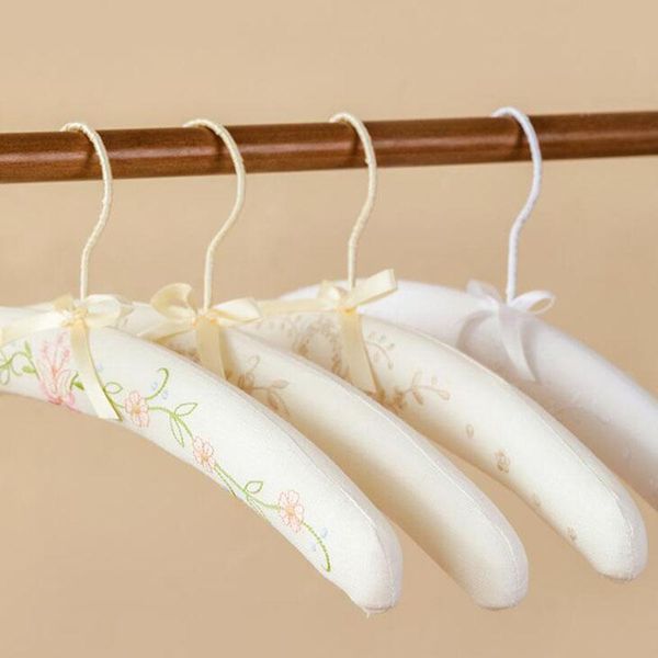 

hangers & racks 5pcs embroidery wedding hanger bridal resin sponge coat padded for women clothes dress rack