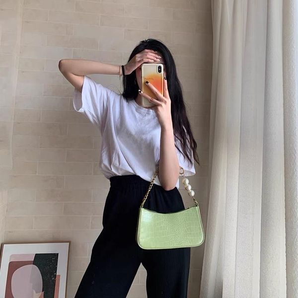 

vintage crocodile print underarm shoulder bag women soft-faced pu irregular pearl chain handbag woman simple zipper cross body