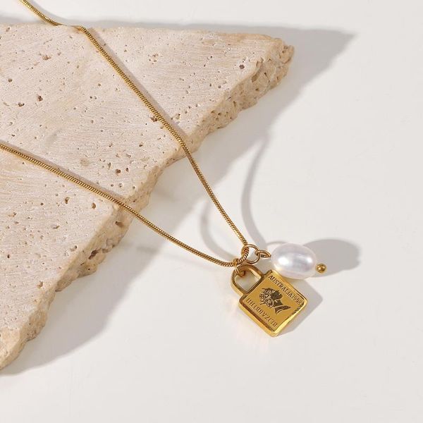 

pendant necklaces stainless steel freshwater pearl necklace suqare queen elizabeth portrait lock soft cartilage chain, Silver