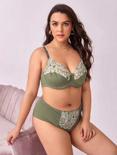 

plus embroidery underwire lingerie set a04d#, Black;white