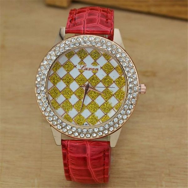 

wristwatches 2021 fashion casual women watches grid decoration watch leather band quartz luxury crystal women's, Slivery;brown