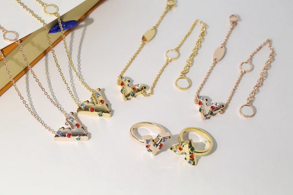

europe america fashion style jewelry sets lady women engraved v initials multicolored crystal essential v planete necklace bracelet ring set, Silver