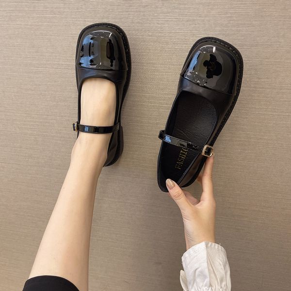

womens derby shoes autumn all-match british style shallow mouth square toe patent leather ballet flats casual female sneakers la, Black;white