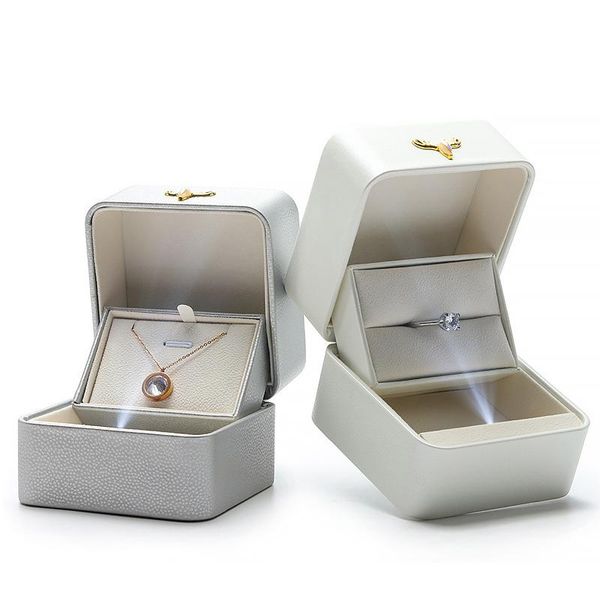 

jewelry pouches, bags luxury high-grade pu leather led light ring pendant wedding engagement gift box design, Pink;blue