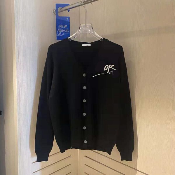 

high version 2021 autumn new fashion letter jacquard simple leisure soft breathable women's cardigan, White