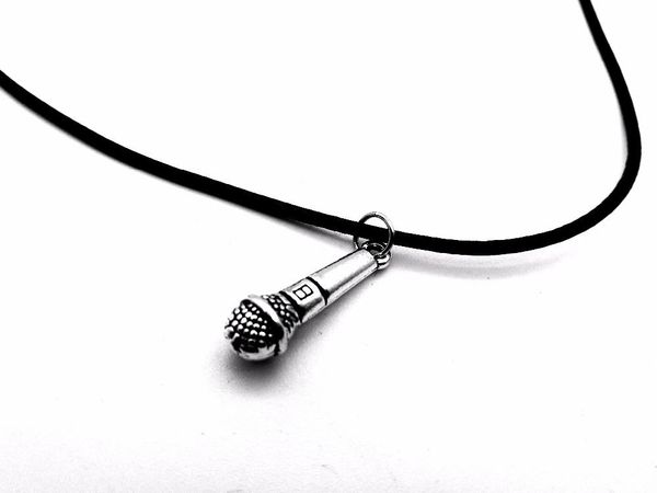 

pendant necklaces vintage ktv karaoke music singer lover necklace hip hop rapper dj night club wireless microphone leather rope, Silver