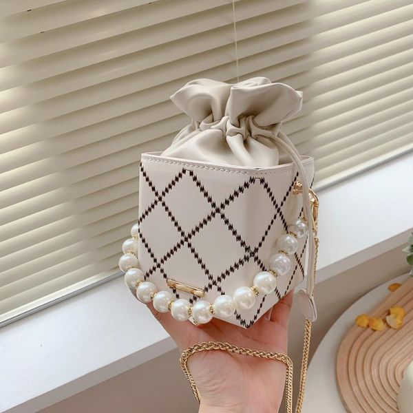 

design embroidery thread pearl beaded mini pu leather crossbody bags for women 2021 trend female trending shoulder handbags cross body