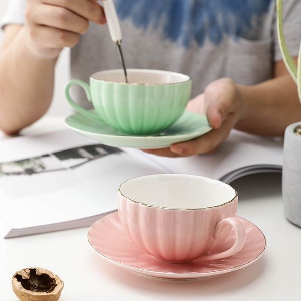 Tazza da caffè in ceramica stile semplice da 200 ml con set di cucchiaini da tè in porcellana Tazze da tè pomeridiane Suite Colazione Tazza da latte all'ingrosso Home