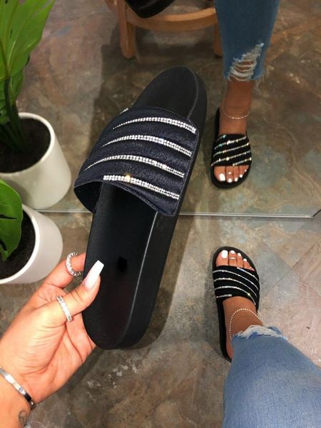 

slippers designer's comfortable flat bottom with rhinestones in summer 2021, Black