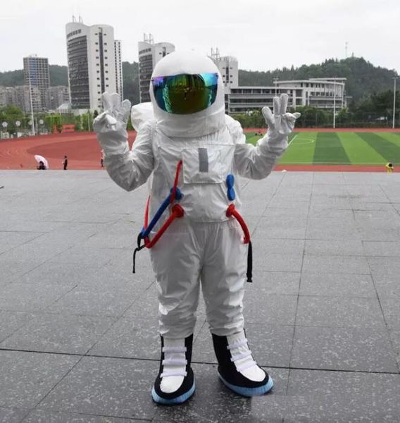 Hochwertiges, heißes Raumanzug-Maskottchenkostüm. Astronauten-Maskottchenkostüm mit Rucksackhandschuh