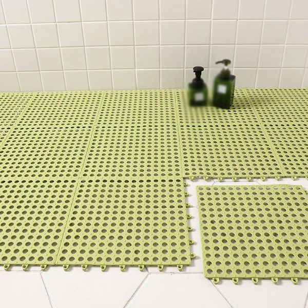 

bath mats 6 colors creative small hole mesh soft plasticbath room non-slip foot massage safety wc balcony kitchen feet pad