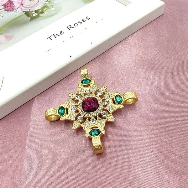 

qingdao ornament alloy inlaid diamond flower brooch, Gray