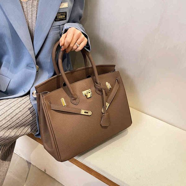 

big women's 2021 new fashion versatile ins texture handbag niche one shoulder messenger bag