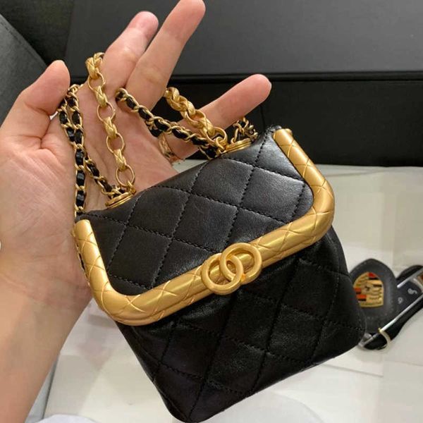 

xiaoxiang 2021 clip early autumn handcraft workshop series small box single shoulder messenger chain leather women's bag