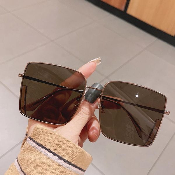 

sunglasses 2021 fashion metal square frame women designer vintage colorful sun glasses female driving shades oculos feminino, White;black