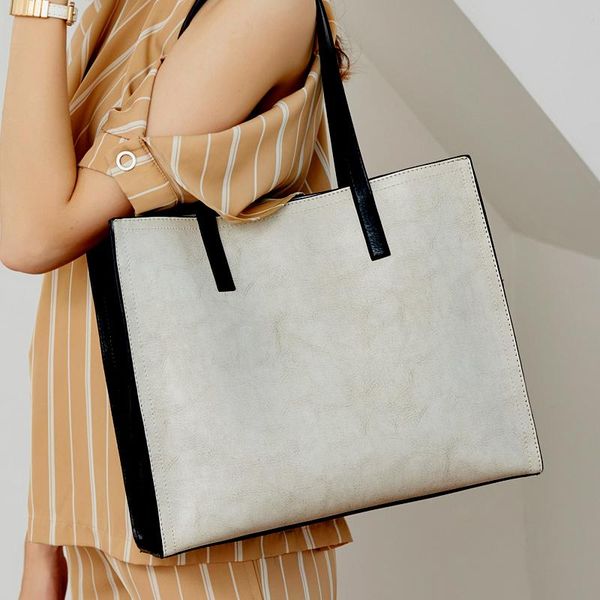 

2021 new white autumn/ winter leather toth bag large volume fashion classic business casual multi-purpose women's shoulder bag
