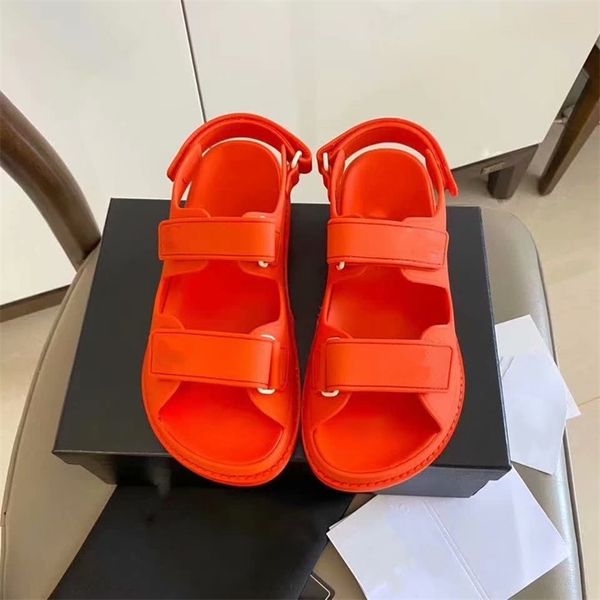 

2021 early spring new ladies fashion all-match comfortable leisure open sandals increase peep toe wearable light, Black