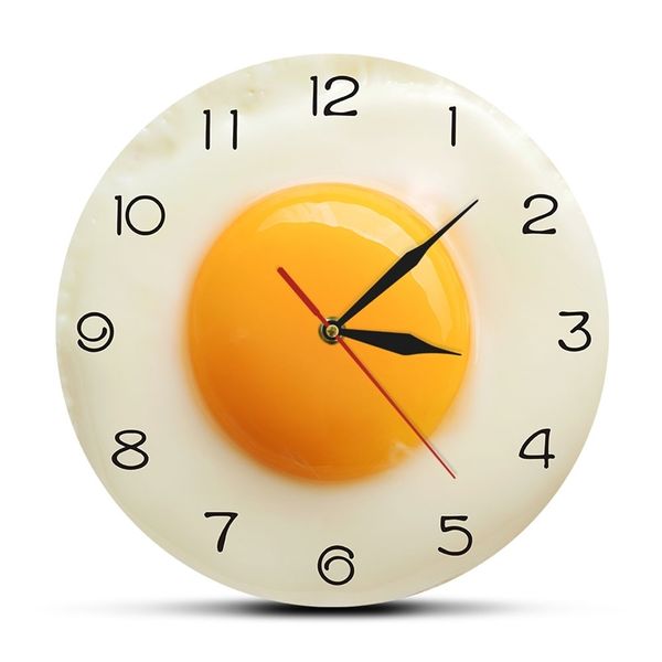 Sunny Side Up Fried Egg Kitchen Decor Orologio da parete in acrilico Colazione Cibo Ristorante Wall Art Sala da pranzo Orologio da parete silenzioso 210325