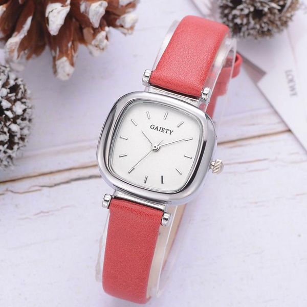 

wristwatches 2021 watch women fashion leather strap with simulated quartz round watches female luxury august, Slivery;brown