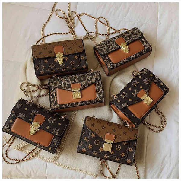 

2022 factory outlet pop net red foreign style small chain old flower diagonal cross women's bag 5k84