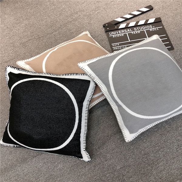 

wool pillowcase 45x45cm/65x65cm in two sizes three colors contains no pillow core