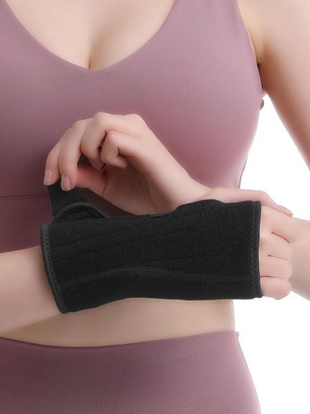 

wrist support male and female gym sports guard palm tendon sheath joint fixed breathable single pack, Black;red