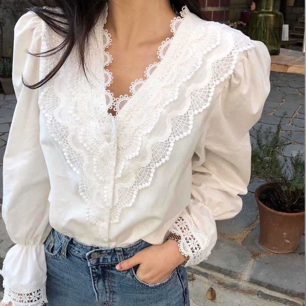

spring fashion v-neck white sweet hollow out women lace shirt stitching button up puff sleeve blouse women 12625 210527