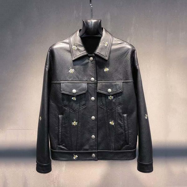 

men's leather & faux shzq spring coat men 2021 fashion regular length genuine jacket little bee embroidery gentleman turn-down collar, Black