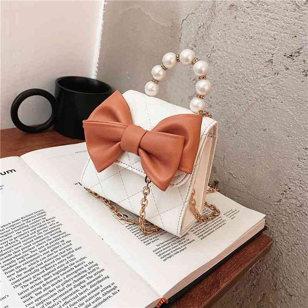 

summer bag female 2021 fashion one shoulder messenger chain portable foreign style mini square, Black;red
