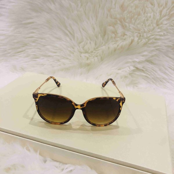 

wholesale 1719 sunglasses men women black frame 14 color, White;black