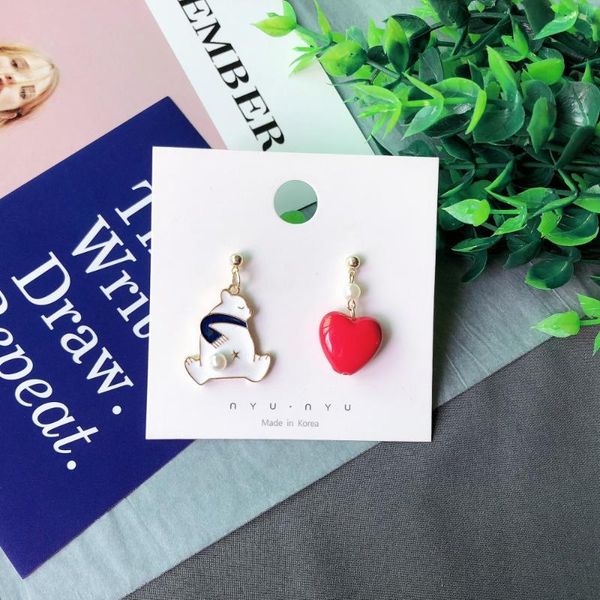 

creative cartoon girls ear jewelry red heart ball bear asymmetric earrings for women fashion sweet oorbellen dangle & chandelier, Silver