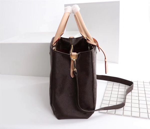 

montaigne designers bags luxurys bb leather shopping shoulder real tote women brittany genuine cvhuu