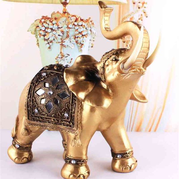 Dourada Resina Elefante Estátua afortunado Feng Shui Elegante Elephant Trunk Statue Lucky Riqueza Figurine Artesanato Ornamentos para Home Decor 210329