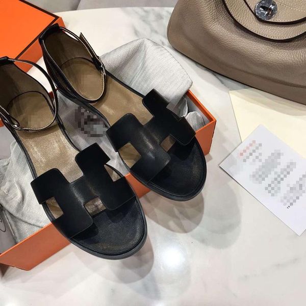 

wear fashion leather sandals for women in the summer of 2021 with children, Black