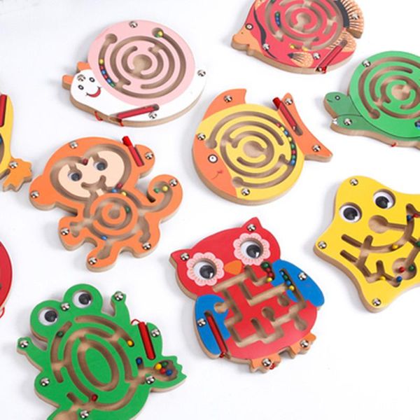 

party favor magnetic labyrinth wooden pen ball maze palm mini cartoon animal educational toys children's boy and girl gifts