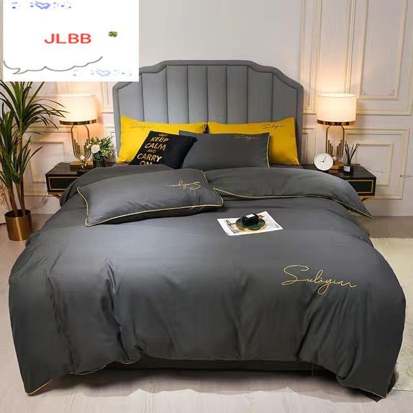 

bedding sets pure color 4-piece set luxury thick duvet cover polyester embroidered king size bed