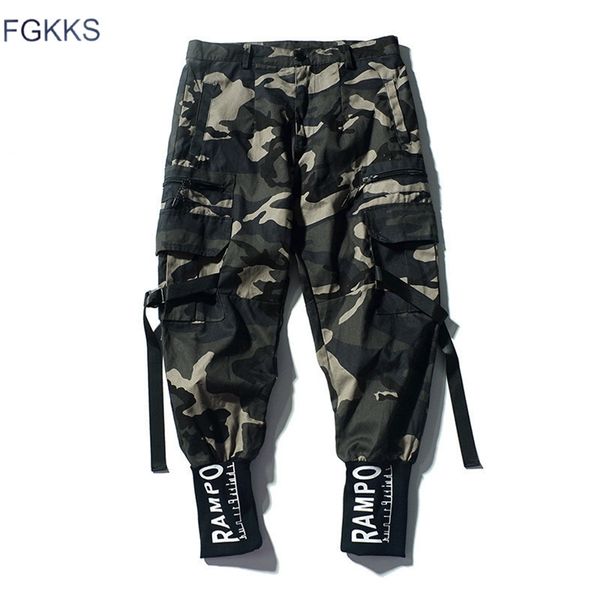 

fgkks men camouflage cargo pants street fashion male hip hop pencil men's 100 % casual sweatpants brand clothing 210715, Black