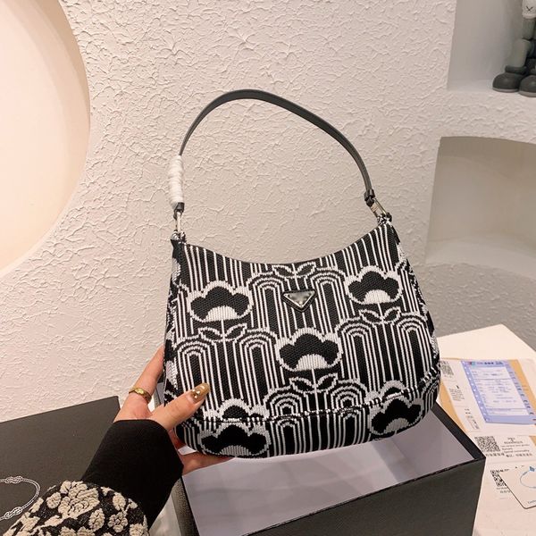 

luxury designer italy brand classic cleo shoulder bags knitted jacquard crossbody bag handbags fashion large capacity women totes designers