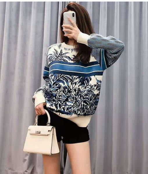 

sss high end fashion women's sweater letter jacquard temperament youth leisure round neck pullover s-l, White;black