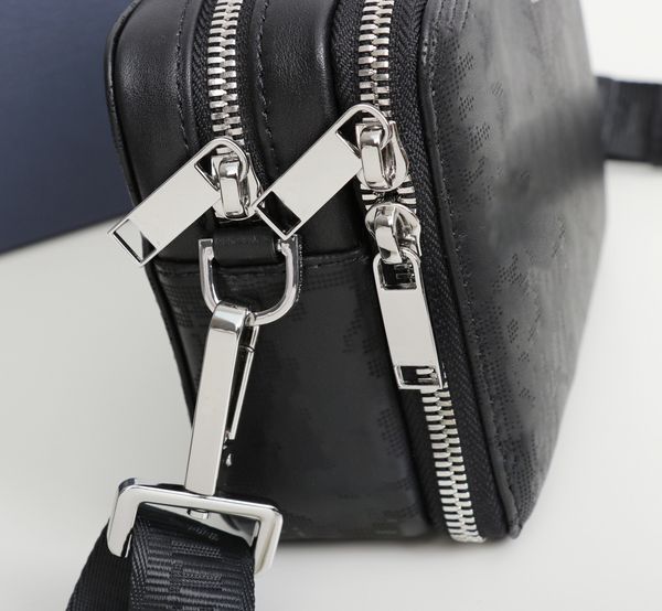 

mens handbag crossbody bag outdoor messenger saddle bags printing leather letters fashion classic one-shoulder handbags gentlemans daily nee