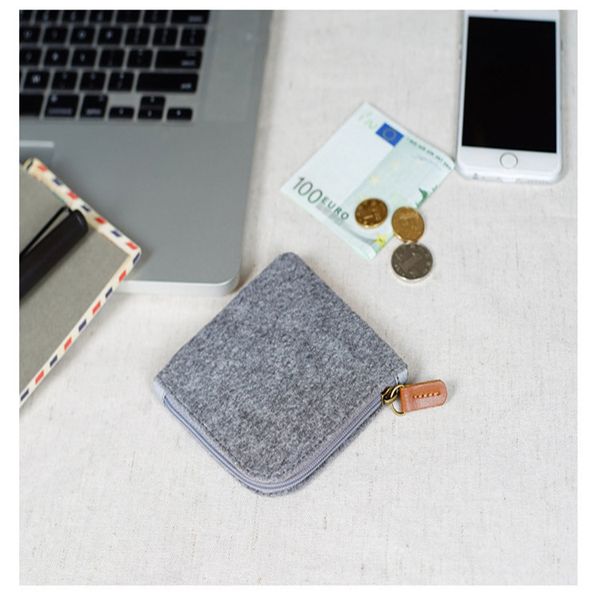 

10pcs coin purses women felt solid square multifunctional handmake zipper short wallet mix color, Red;black