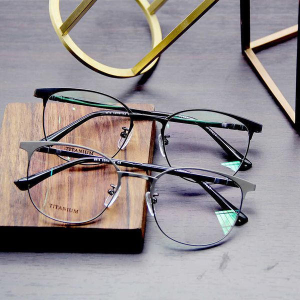 

high grade titanium frame trend neutral full lightweight optical glasses 6815, White;black