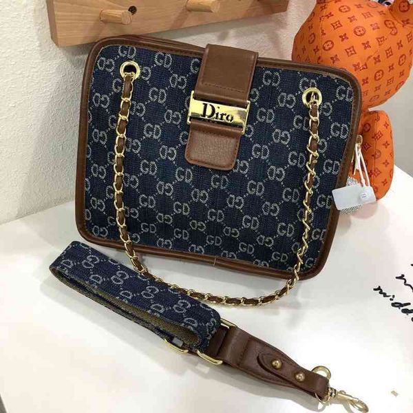 

2022 factory wholesale net red denim diagonal backpack in autumn and winter wqff