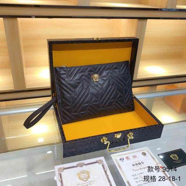 

handbag 2021 spirit guy beauty head layer cowhide large capacity clip bag men's korean version fashion, Black;red