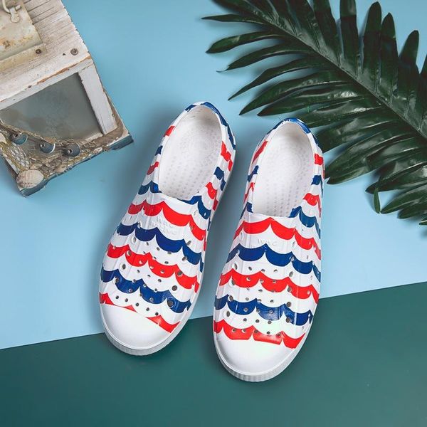 

sandals wnc native 2021 hole shoes children boys girls breathable graffiti kids beach summer cartoon fashion, Black;red