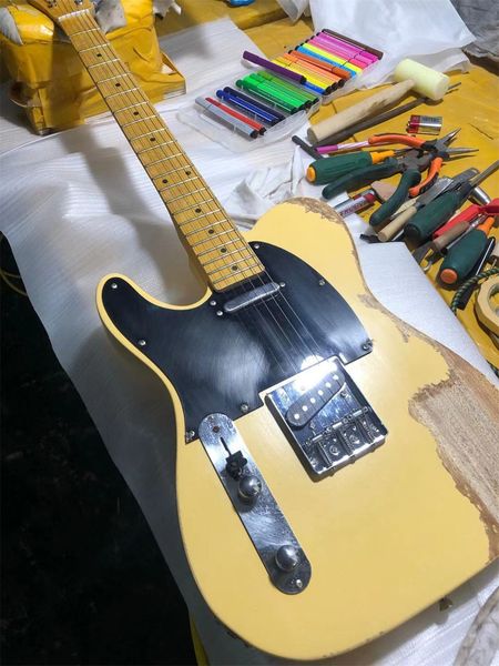 

in stockhandmade gold electric guitar relics, aging tools, nitro yellow, hand carving, delivery guitars guitarra