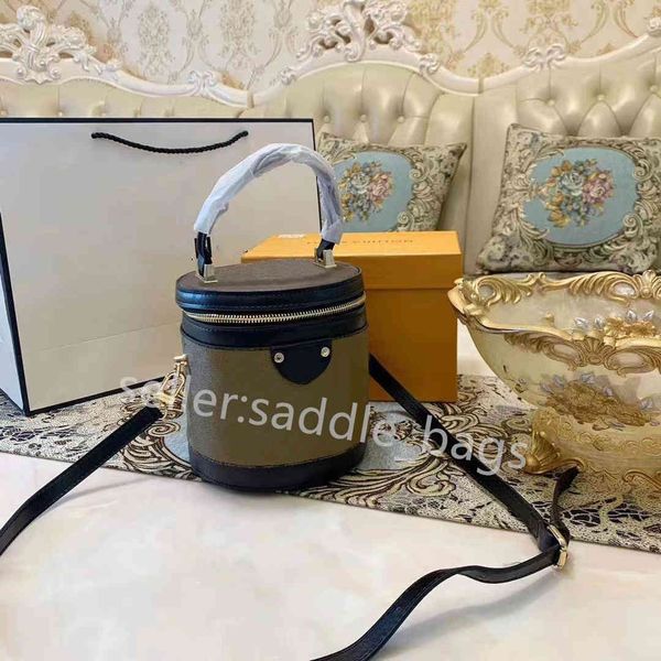 

luxury handbags and storage 2021 women lady fashion shoulder bags cross body clutch totes classic retro all-match round